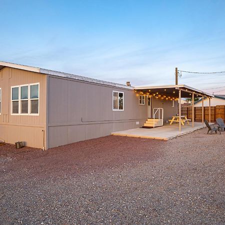 Magnificent & Tranquil Home, Mountain Views , 8 Mins To Casinos & River, Fire Pit, Bbq Bullhead City Kültér fotó